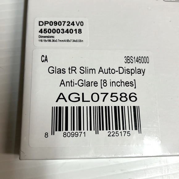 Spigen Auto Display Protector [GlasTR Slim] 8 Inch Anti-Glare - NEW in package - Picture 3 of 3